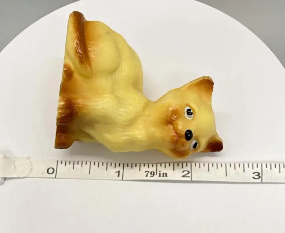 Siamese Cat Kitten Plastic Pencil Sharpener Yellow Brown Miniature Hong Kong Vtg